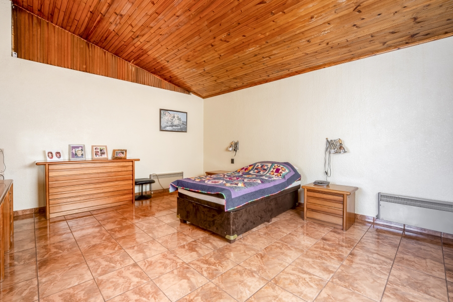 7 Bedroom Property for Sale in Constantia Kloof Gauteng