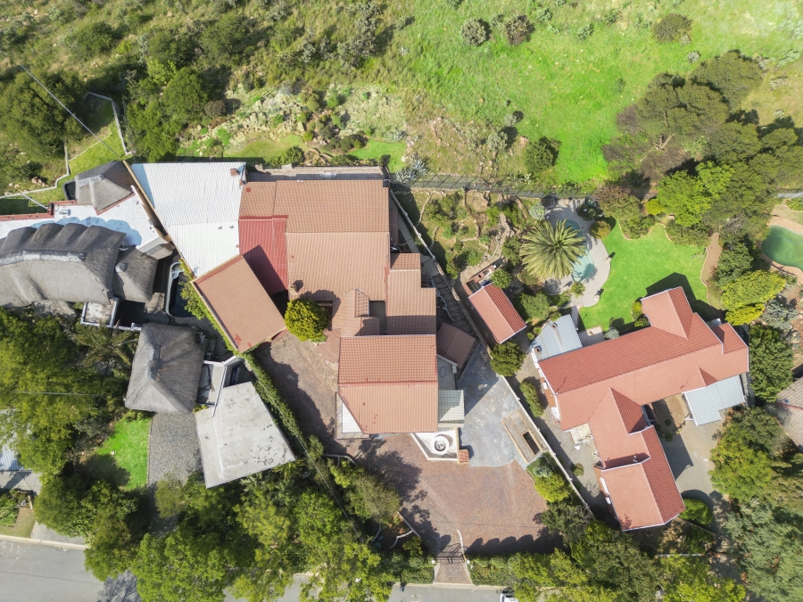 7 Bedroom Property for Sale in Constantia Kloof Gauteng