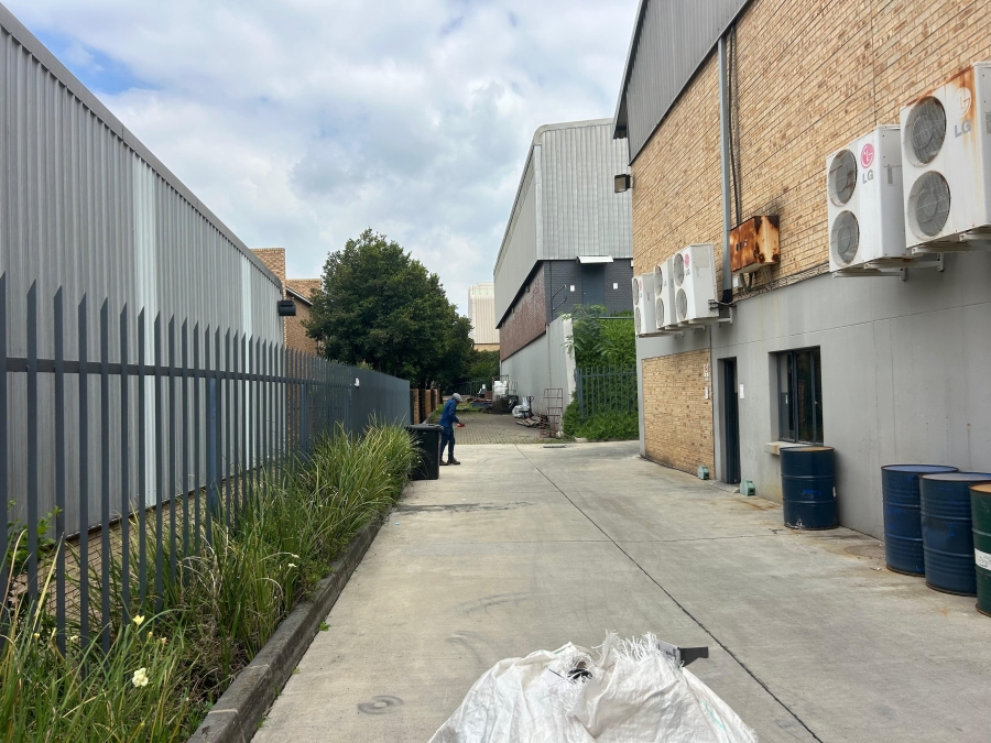 To Let commercial Property for Rent in Longmeadow Gauteng