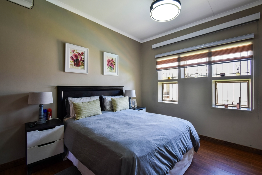 5 Bedroom Property for Sale in Garsfontein Gauteng