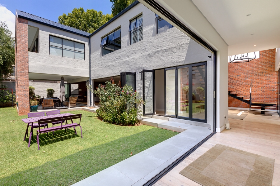 5 Bedroom Property for Sale in Parktown North Gauteng