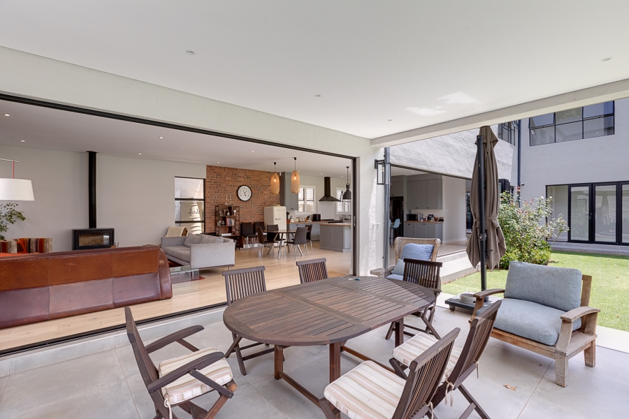 5 Bedroom Property for Sale in Parktown North Gauteng