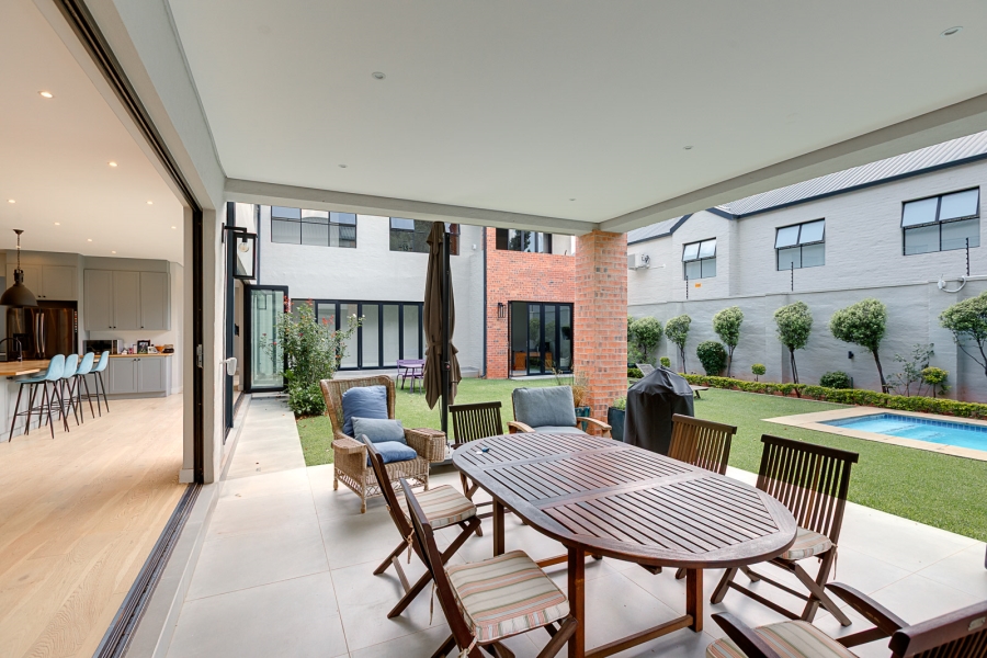 5 Bedroom Property for Sale in Parktown North Gauteng