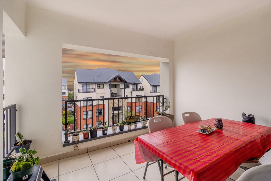 2 Bedroom Property for Sale in Greenstone Crest Gauteng