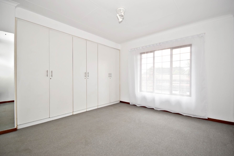 2 Bedroom Property for Sale in Bromhof Gauteng