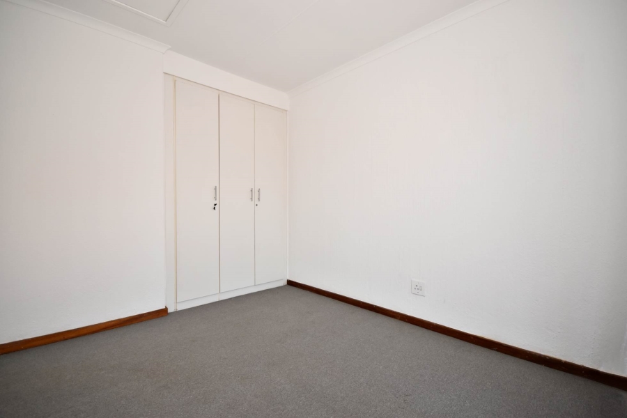 2 Bedroom Property for Sale in Bromhof Gauteng