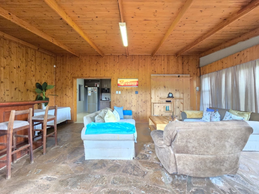 4 Bedroom Property for Sale in Helderkruin Gauteng