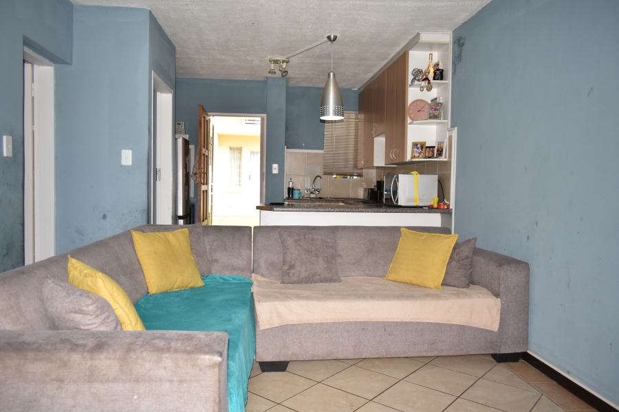 2 Bedroom Property for Sale in The Orchards Gauteng