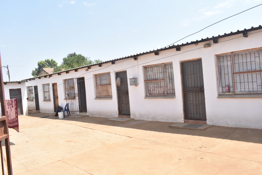 11 Bedroom Property for Sale in Soshanguve South Ext 4 Gauteng