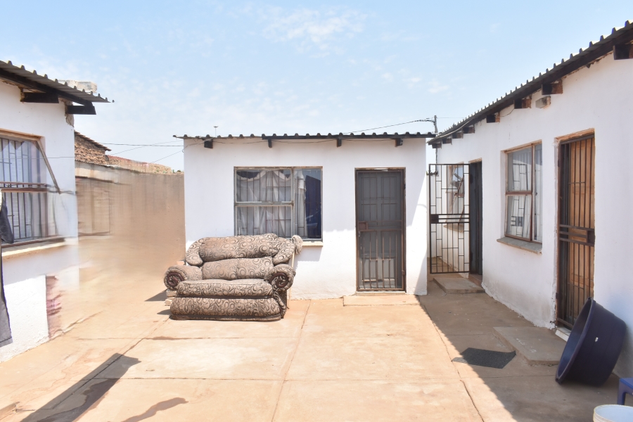 11 Bedroom Property for Sale in Soshanguve South Ext 4 Gauteng