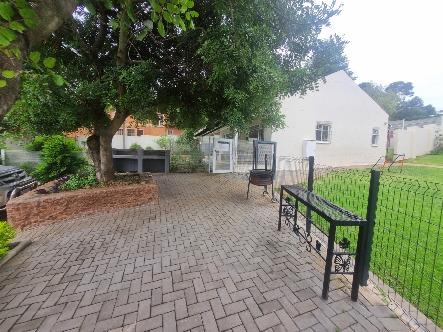 To Let 3 Bedroom Property for Rent in Sterrewag Gauteng