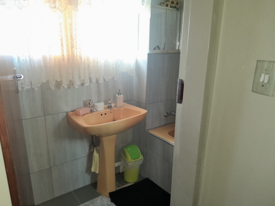 4 Bedroom Property for Sale in Eersterust Gauteng