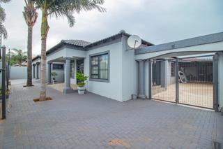 4 Bedroom Property for Sale in Chantelle Gauteng
