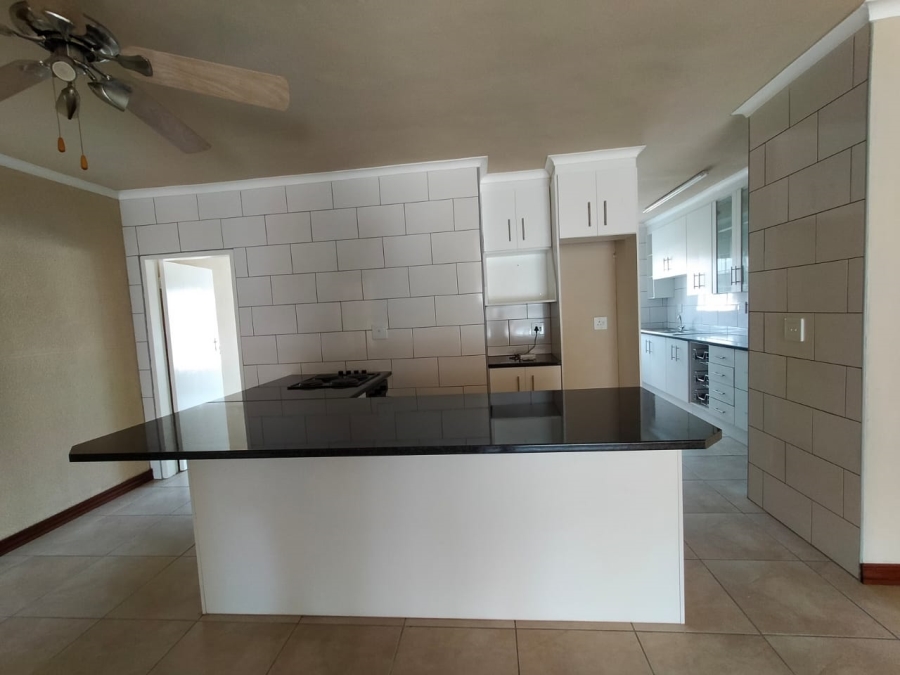 2 Bedroom Property for Sale in Greenhills Gauteng