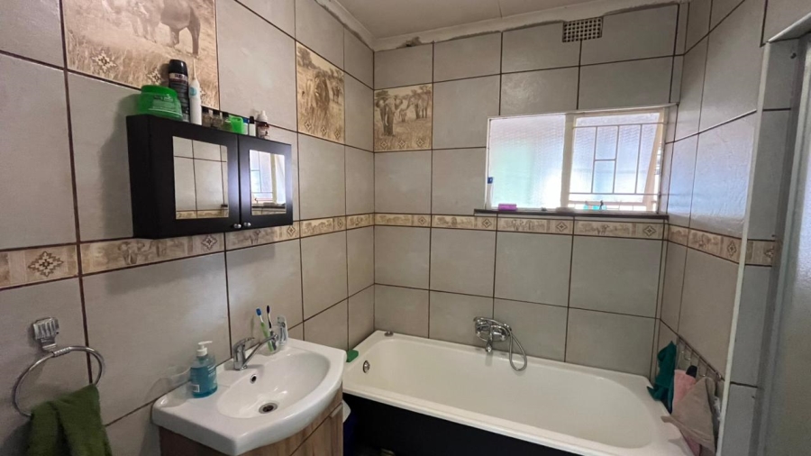 3 Bedroom Property for Sale in Glen Harvie Gauteng