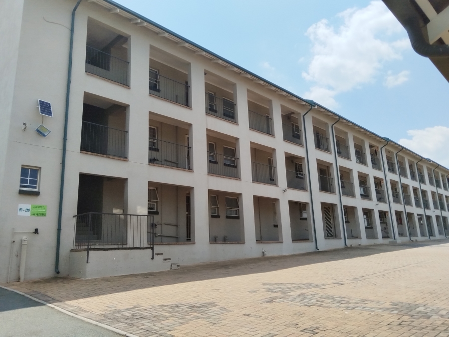 1 Bedroom Property for Sale in Krugersdorp North Gauteng