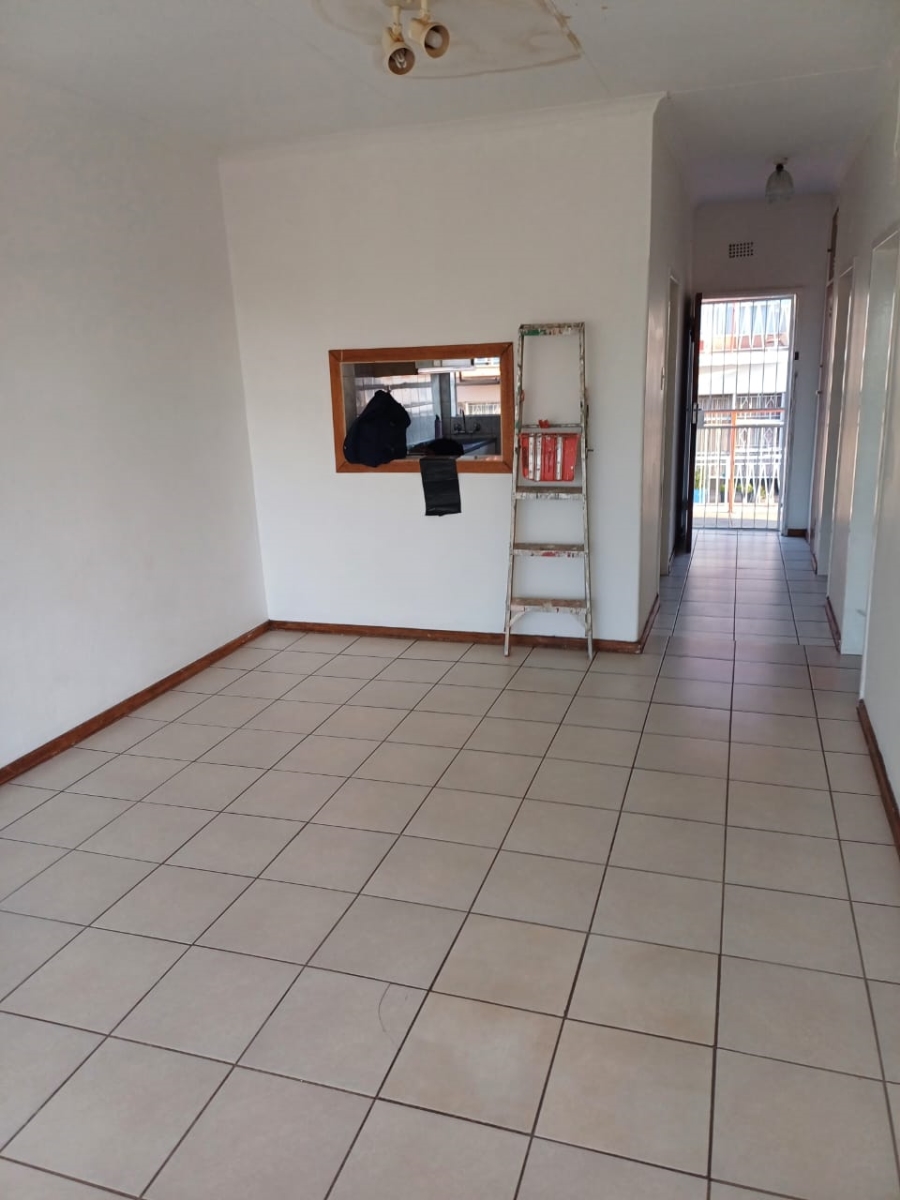 2 Bedroom Property for Sale in Wentworth Park Gauteng