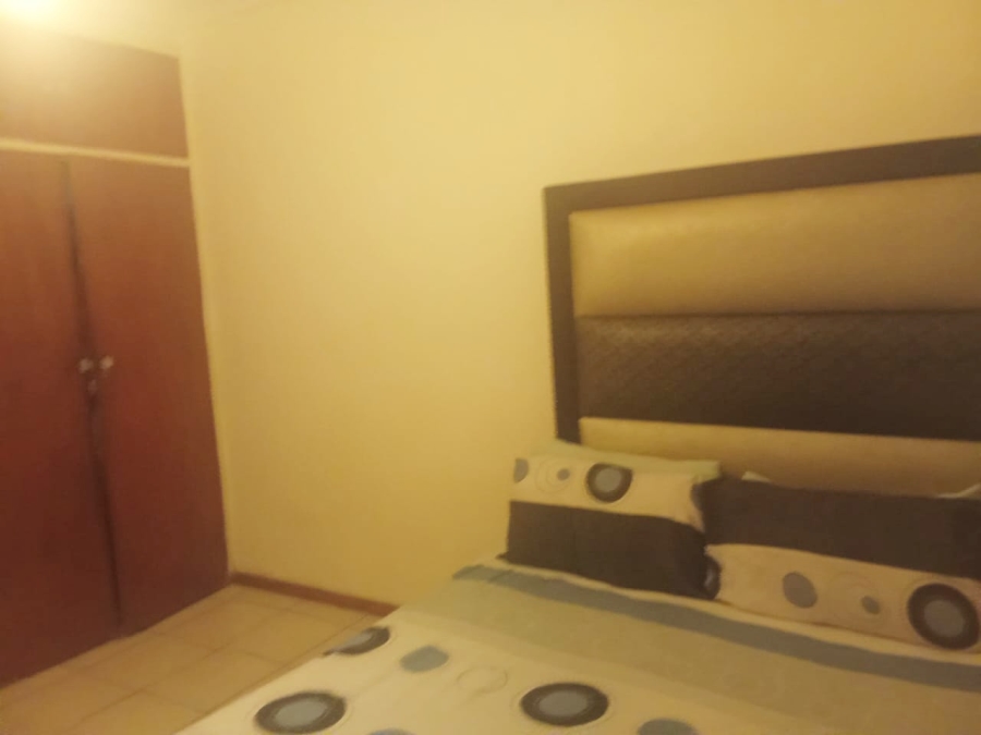 2 Bedroom Property for Sale in Wentworth Park Gauteng