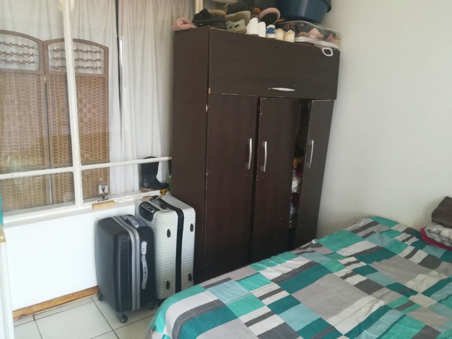 2 Bedroom Property for Sale in Wentworth Park Gauteng