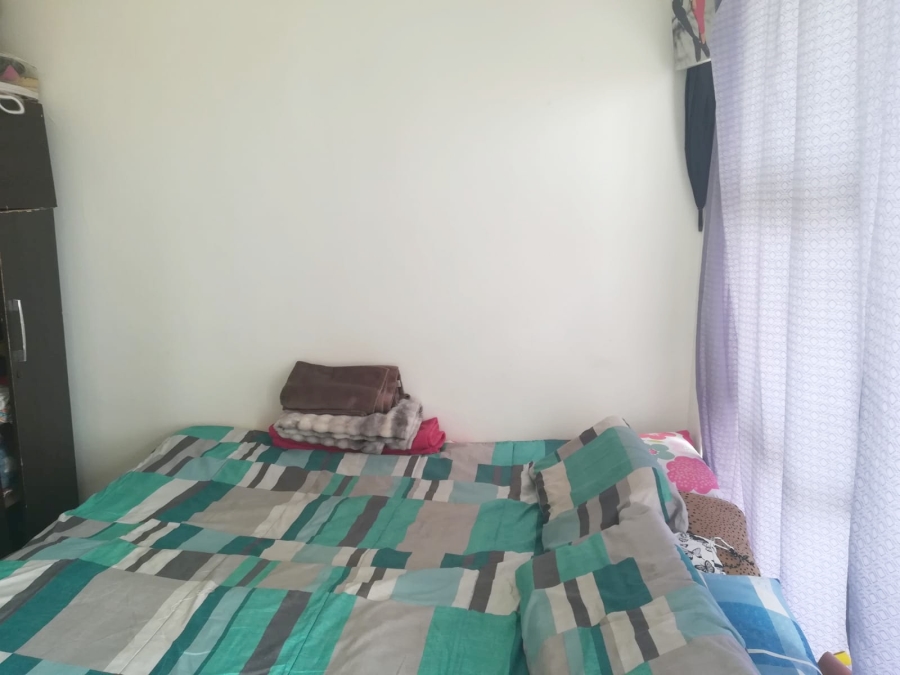 2 Bedroom Property for Sale in Wentworth Park Gauteng