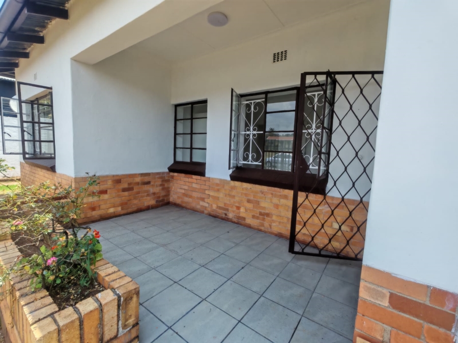 3 Bedroom Property for Sale in Albertskroon Gauteng