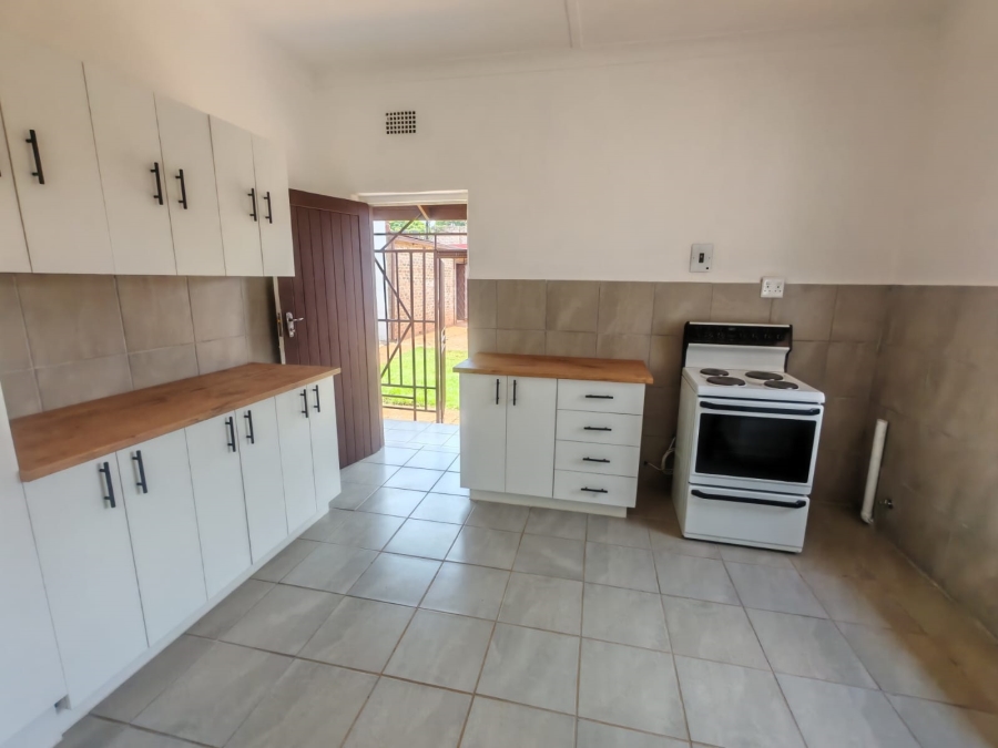 3 Bedroom Property for Sale in Albertskroon Gauteng