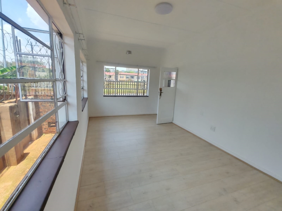 3 Bedroom Property for Sale in Albertskroon Gauteng