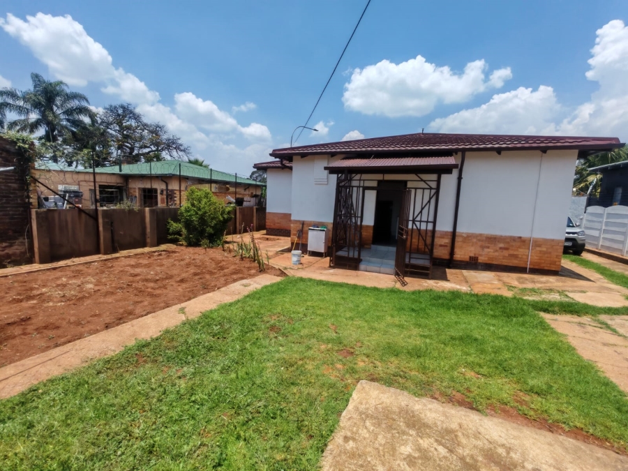 3 Bedroom Property for Sale in Albertskroon Gauteng