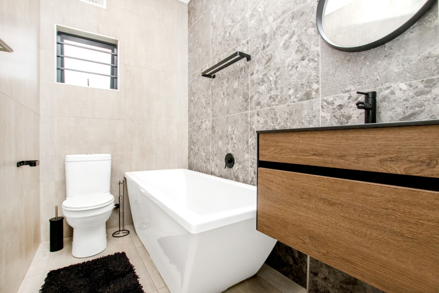 3 Bedroom Property for Sale in North Riding Gauteng