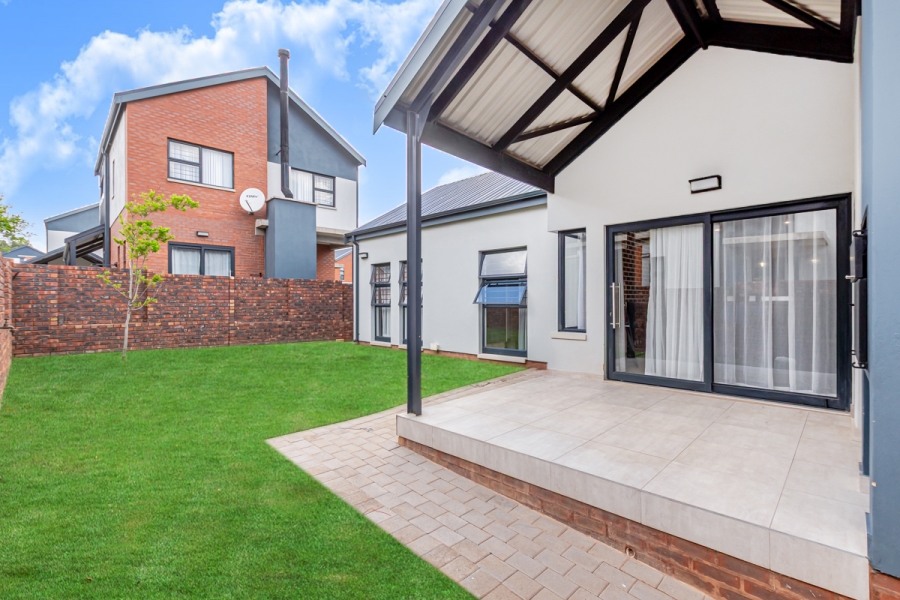 3 Bedroom Property for Sale in North Riding Gauteng