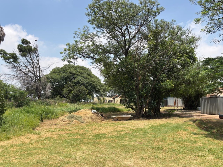 8 Bedroom Property for Sale in Rand Collieries Gauteng