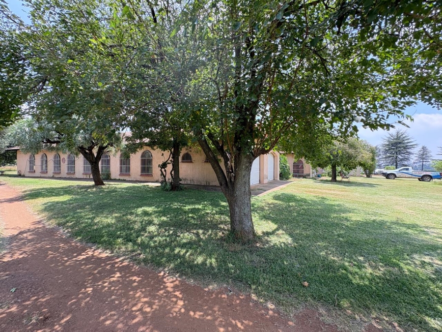 8 Bedroom Property for Sale in Rand Collieries Gauteng