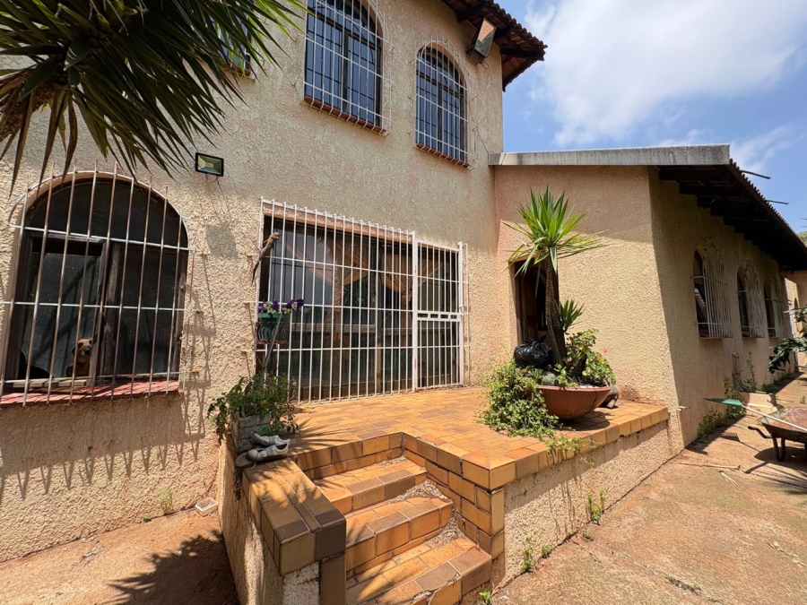 8 Bedroom Property for Sale in Rand Collieries Gauteng