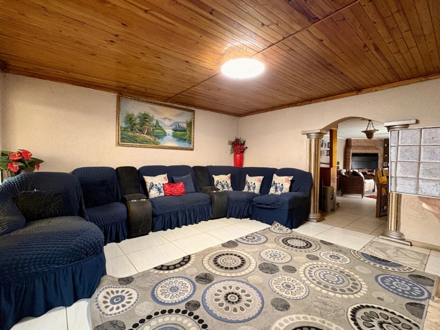 4 Bedroom Property for Sale in Dalpark Gauteng