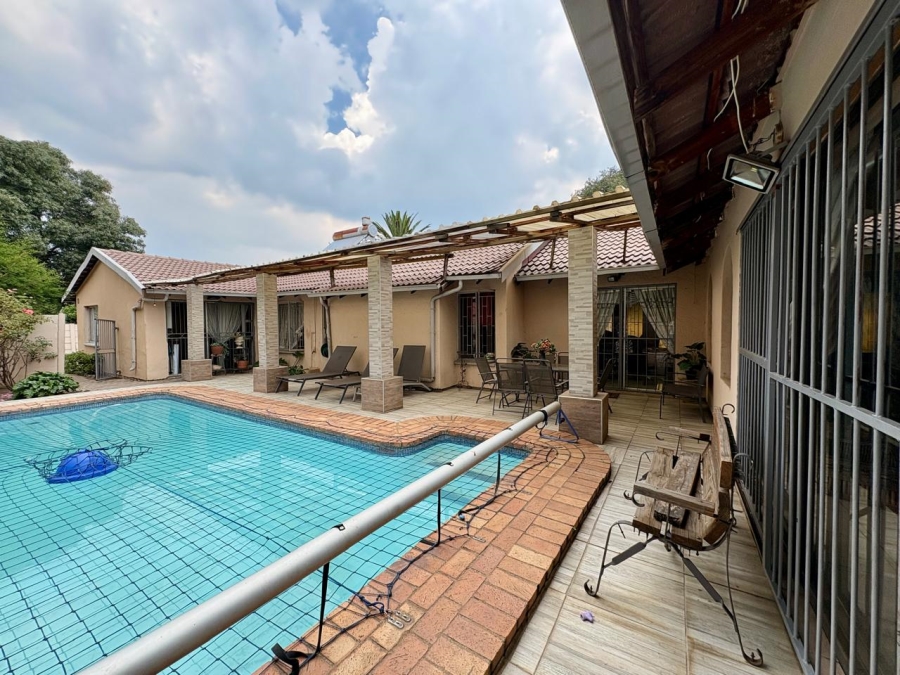 4 Bedroom Property for Sale in Dalpark Gauteng