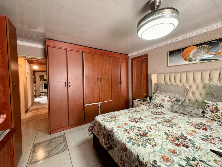 4 Bedroom Property for Sale in Dalpark Gauteng