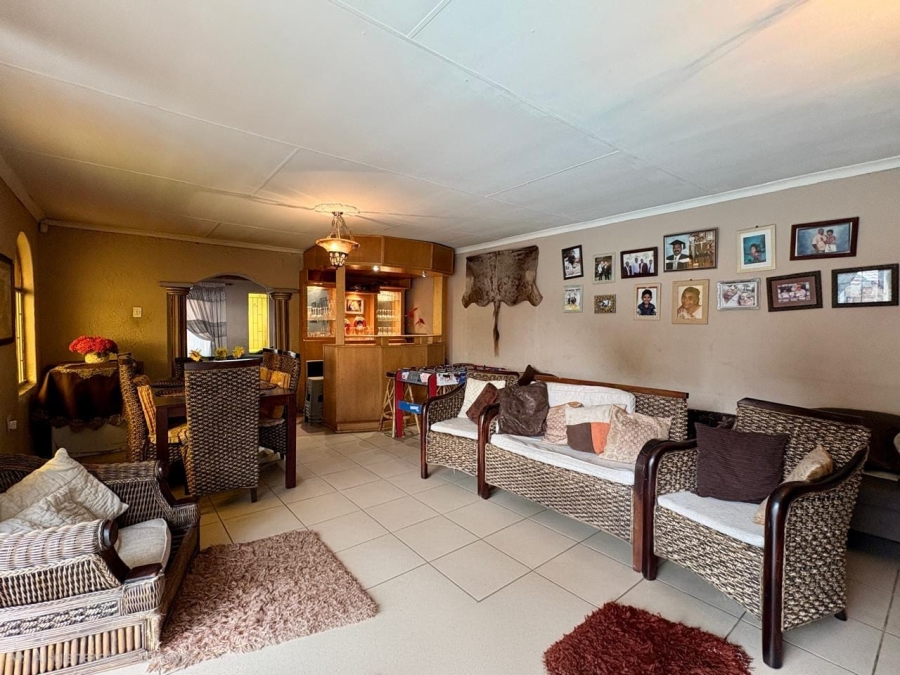 4 Bedroom Property for Sale in Dalpark Gauteng