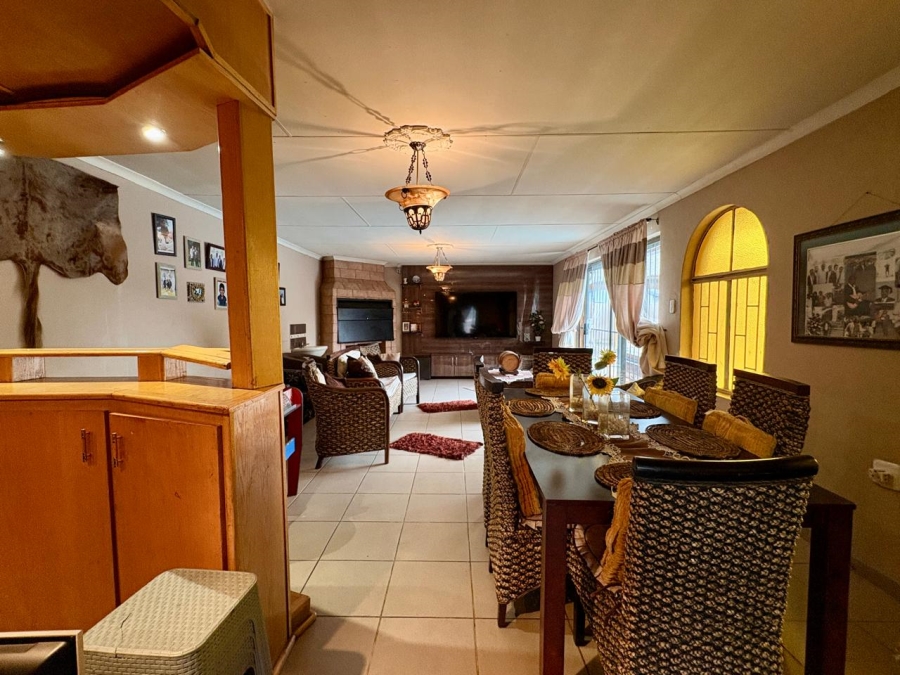 4 Bedroom Property for Sale in Dalpark Gauteng