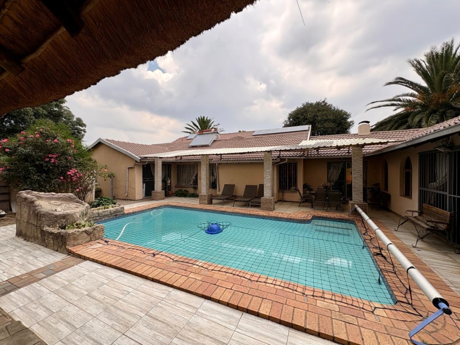 4 Bedroom Property for Sale in Dalpark Gauteng