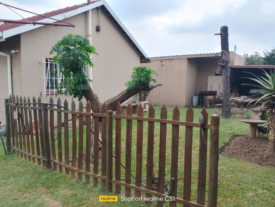 4 Bedroom Property for Sale in Van Dyk Park Gauteng