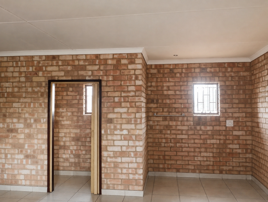 6 Bedroom Property for Sale in Van Dyk Park Gauteng