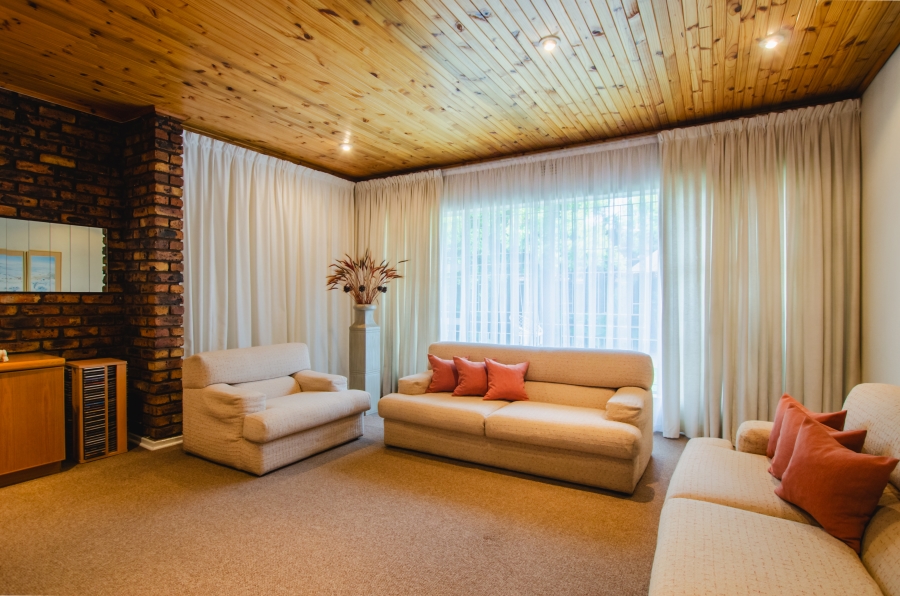 4 Bedroom Property for Sale in Sunward Park Gauteng