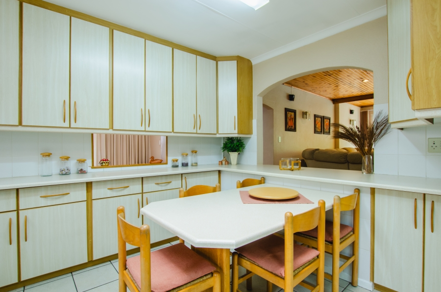 4 Bedroom Property for Sale in Sunward Park Gauteng