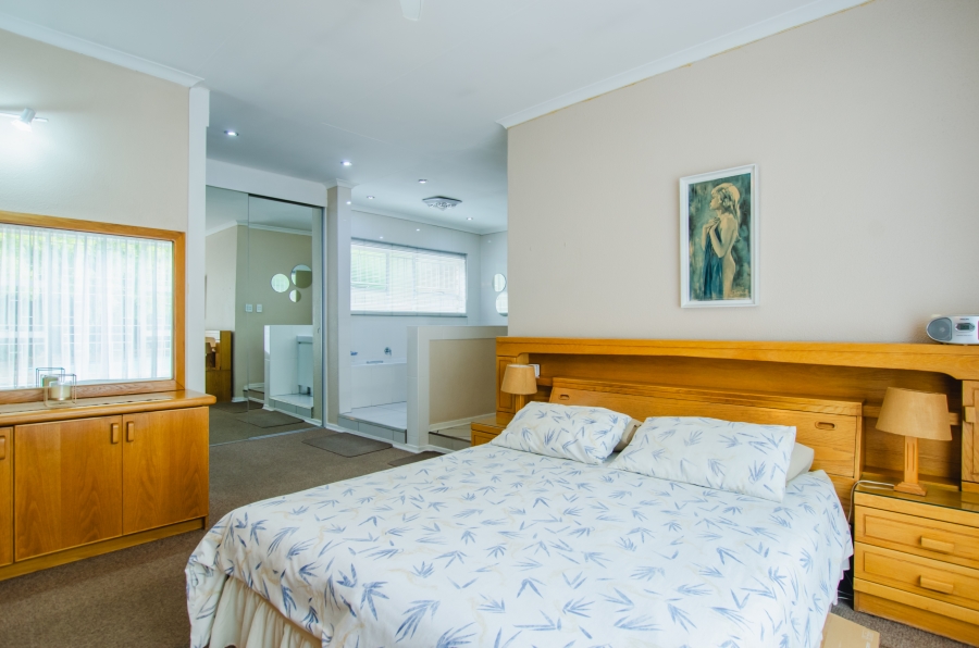 4 Bedroom Property for Sale in Sunward Park Gauteng