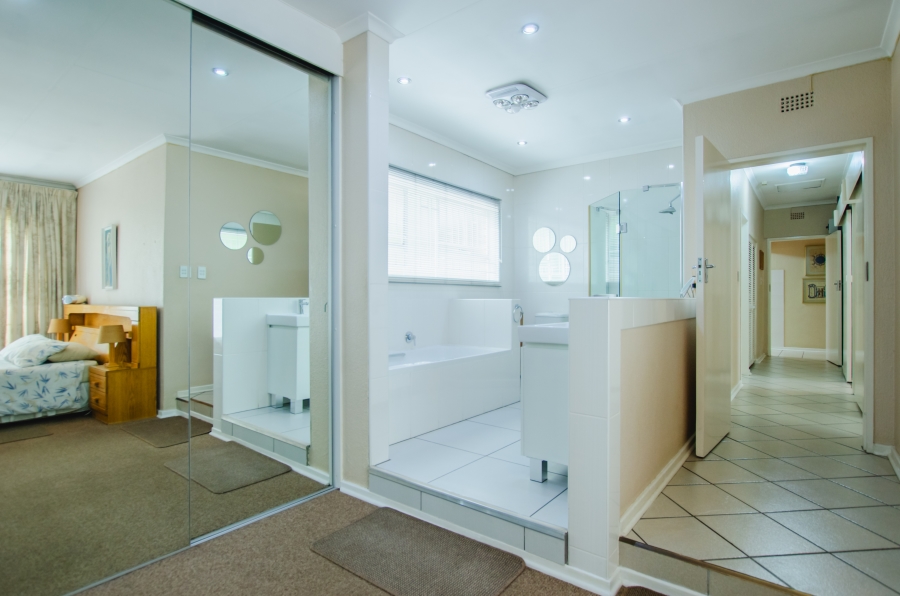 4 Bedroom Property for Sale in Sunward Park Gauteng