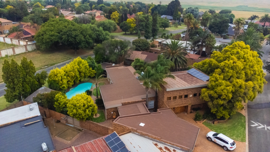 4 Bedroom Property for Sale in Sunward Park Gauteng