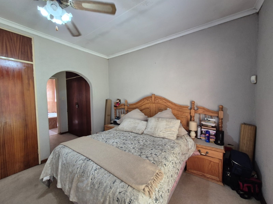 3 Bedroom Property for Sale in Vanderbijlpark Sw 2 Gauteng