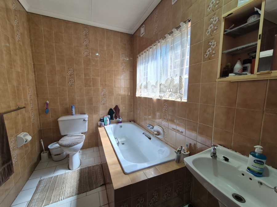 3 Bedroom Property for Sale in Vanderbijlpark Sw 2 Gauteng
