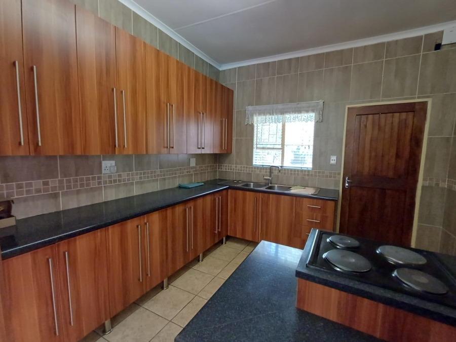 3 Bedroom Property for Sale in Flora Gardens Gauteng