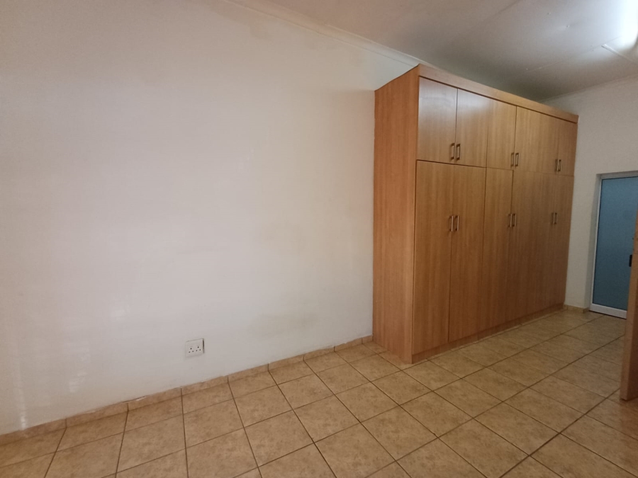 3 Bedroom Property for Sale in Flora Gardens Gauteng